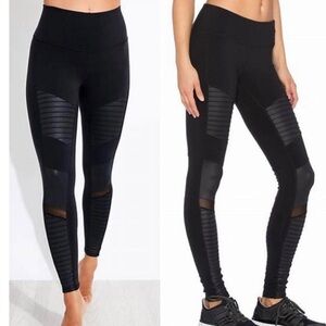 ALO  yoga moto legging bundle in black and brown 7/8 size small